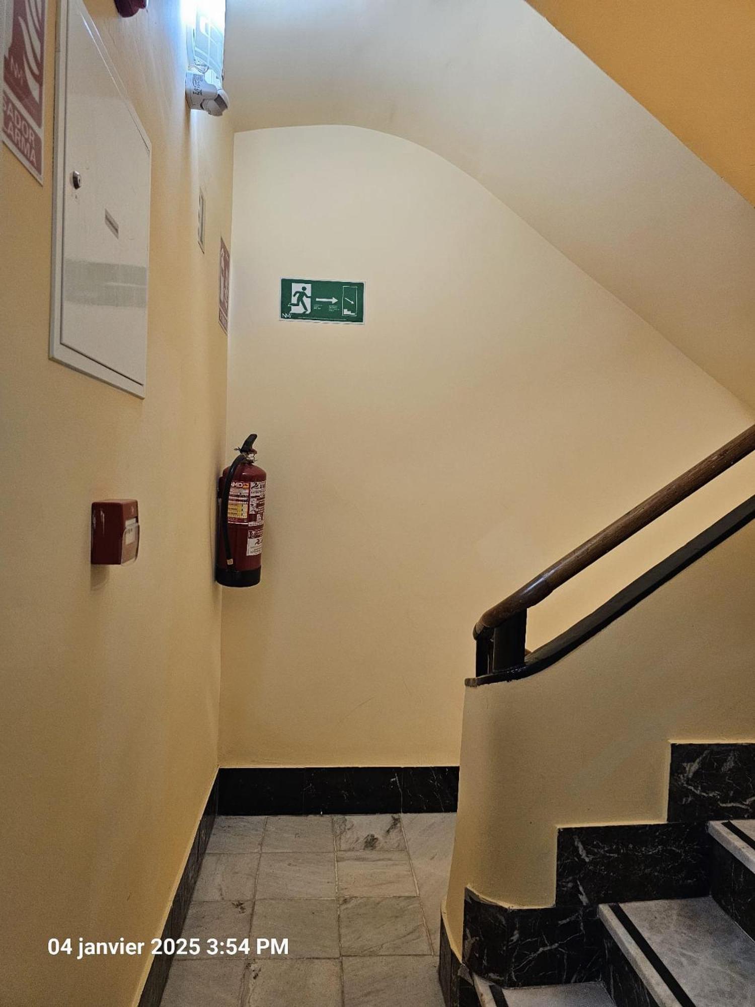 Apartamentos Turisticos Kenzamin Alicante Exteriér fotografie