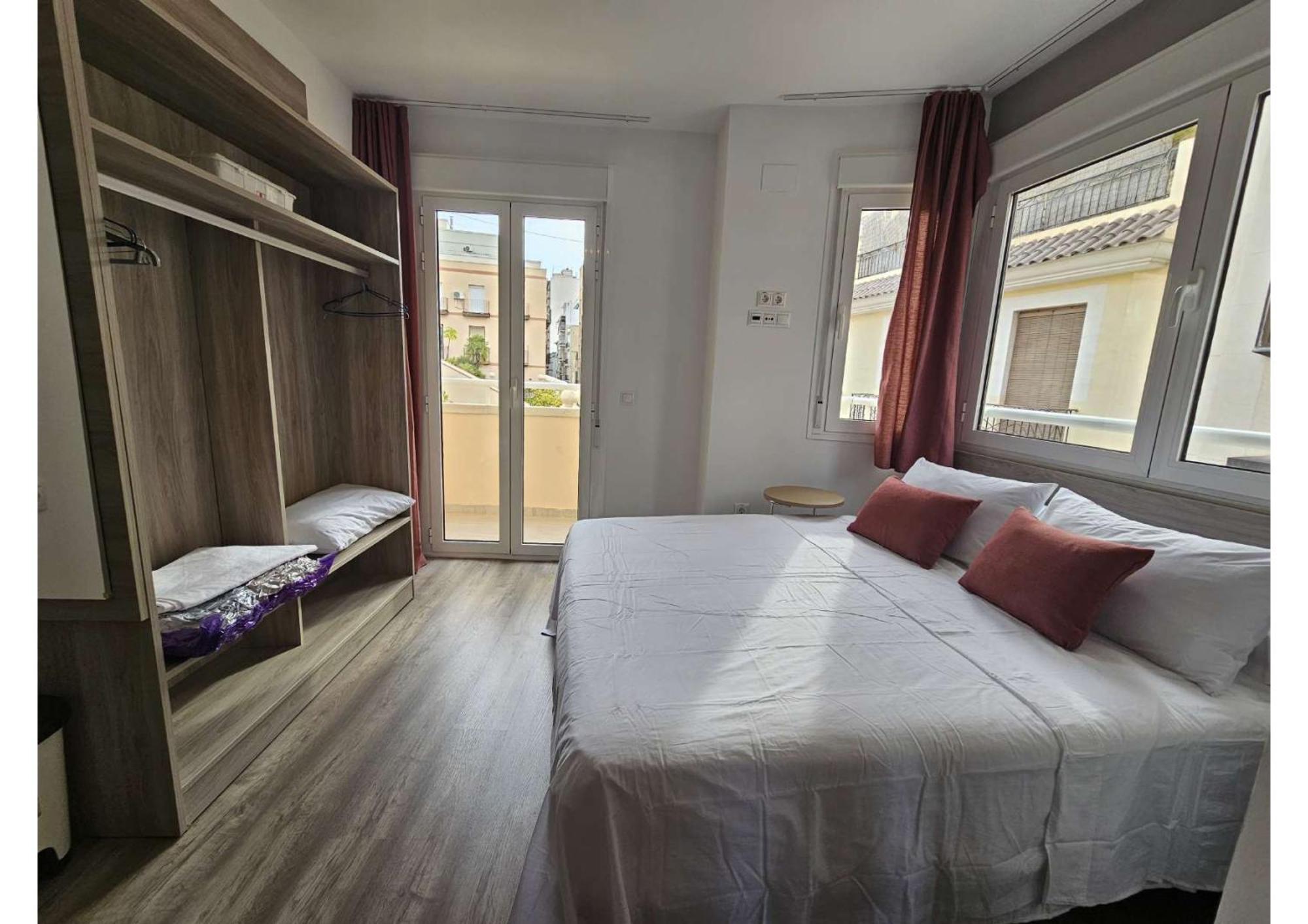 Apartamentos Turisticos Kenzamin Alicante Exteriér fotografie